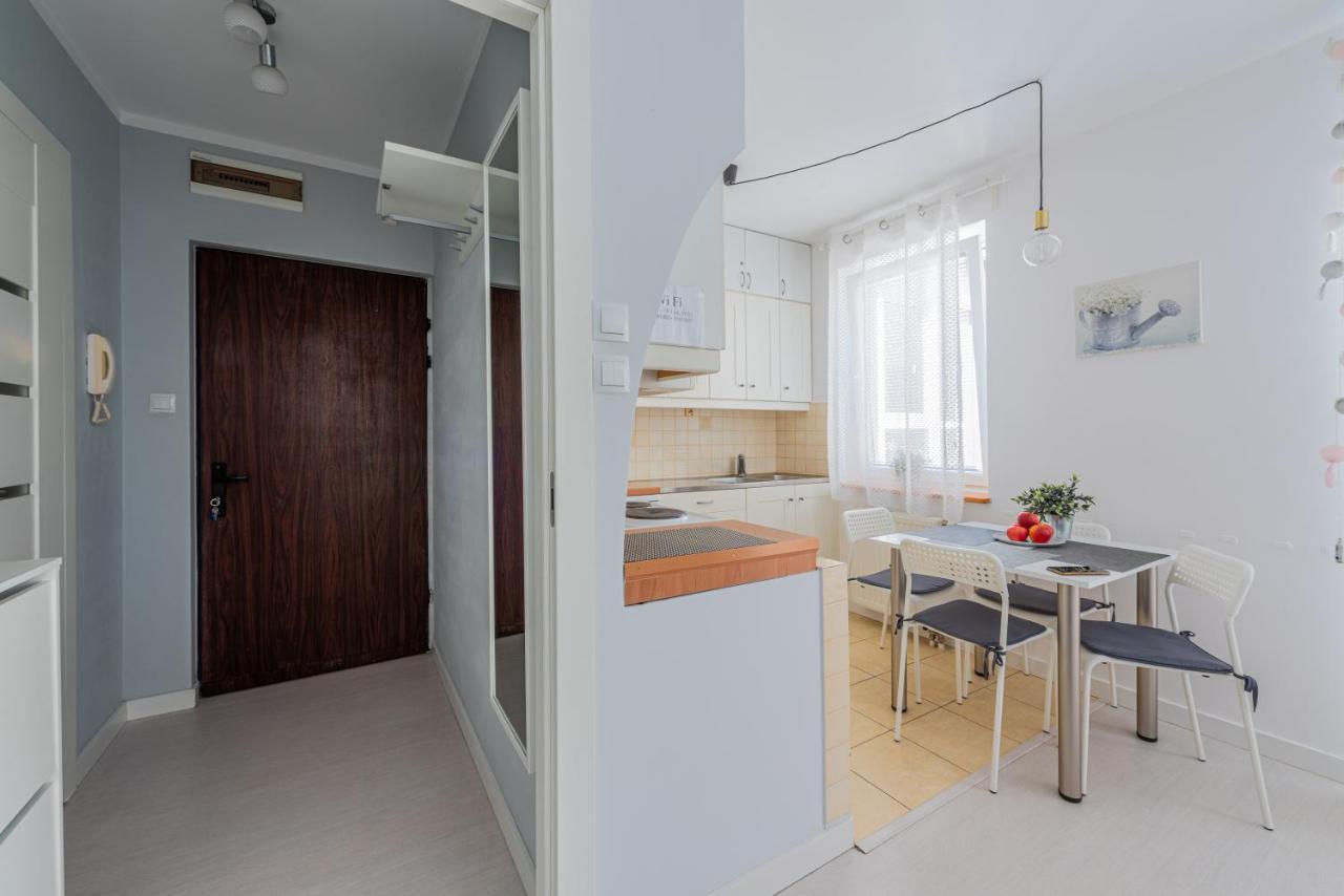 Apartament Z Balkonem Przy Latarni 150M Od Morza Kołobrzeg Εξωτερικό φωτογραφία